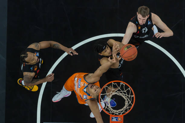 他再次证明 他再次证明