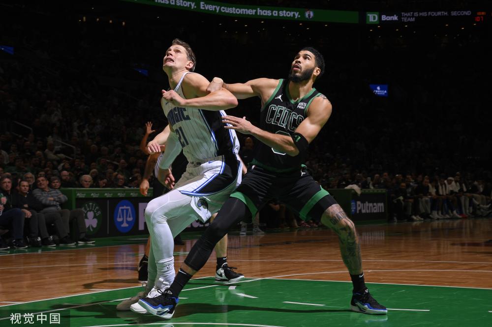 场或前锋 场或前锋