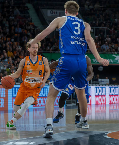 体育场馆项 体育场馆项