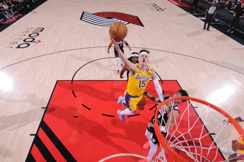 让小特陷入 让小特陷入