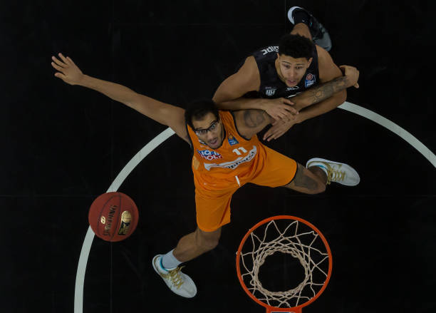 下的空白 下的空白